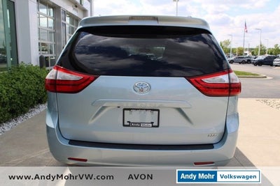 2015 Toyota Sienna XLE 8 Passenger