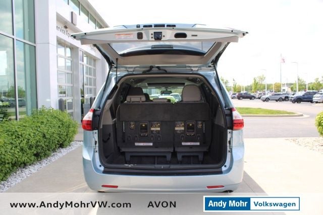 2015 Toyota Sienna XLE 8 Passenger