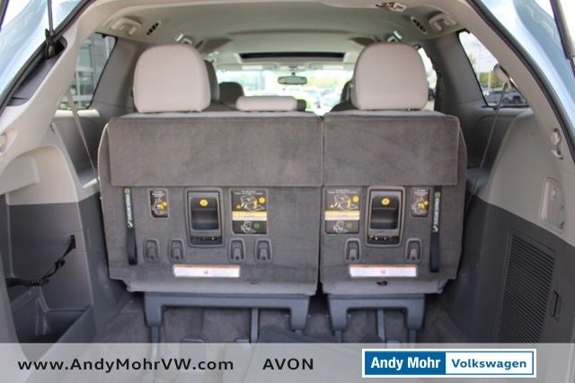 2015 Toyota Sienna XLE 8 Passenger