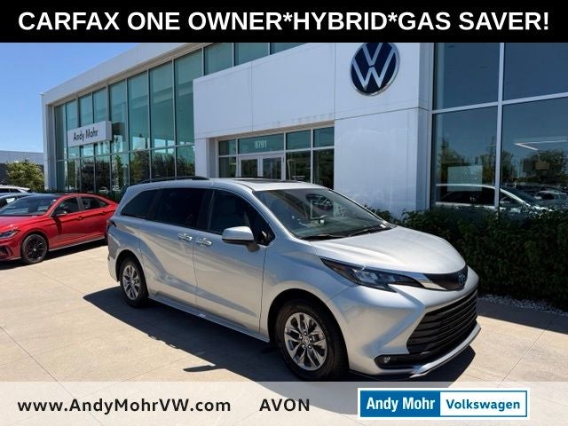 2025 Toyota Sienna XLE 8 Passenger