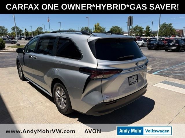2025 Toyota Sienna XLE 8 Passenger