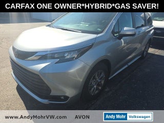 2025 Toyota Sienna XLE 8 Passenger