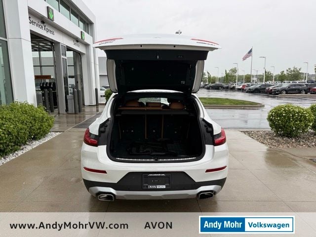 2024 BMW X4 xDrive30i