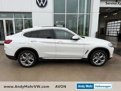 2024 BMW X4 xDrive30i