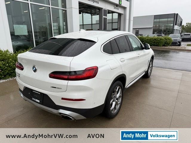 2024 BMW X4 xDrive30i