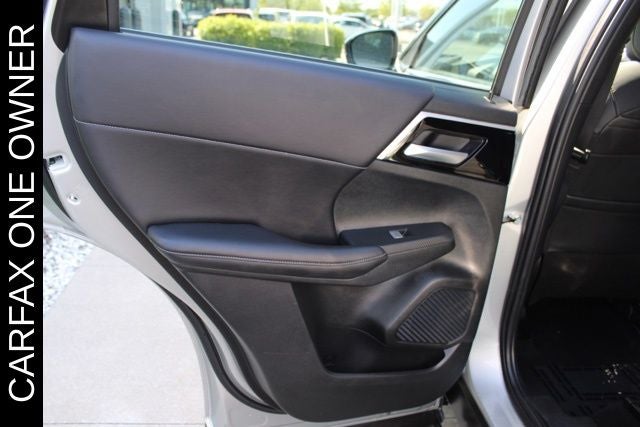 2023 Mitsubishi Outlander SE