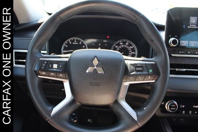 2023 Mitsubishi Outlander SE