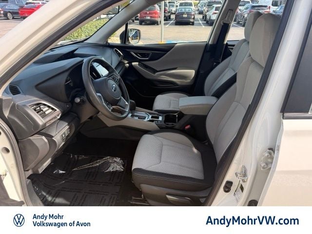 2023 Subaru Forester Base