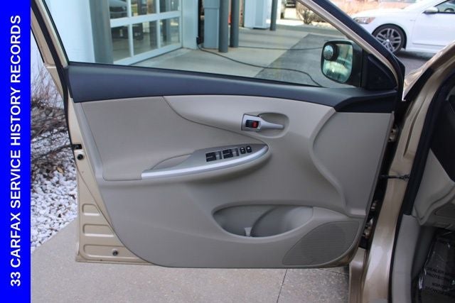 2011 Toyota Corolla LE