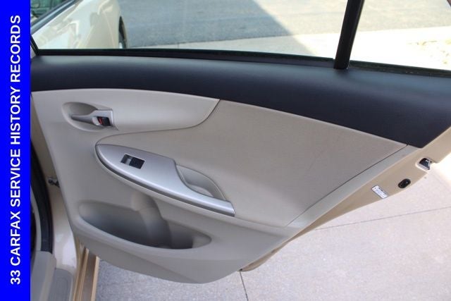 2011 Toyota Corolla LE