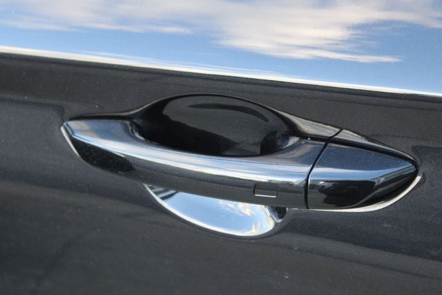 2023 Genesis G70 3.3T