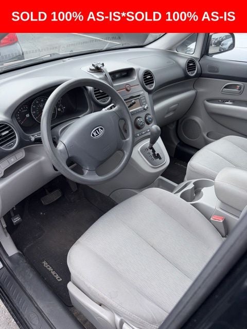 2009 Kia Rondo LX Base