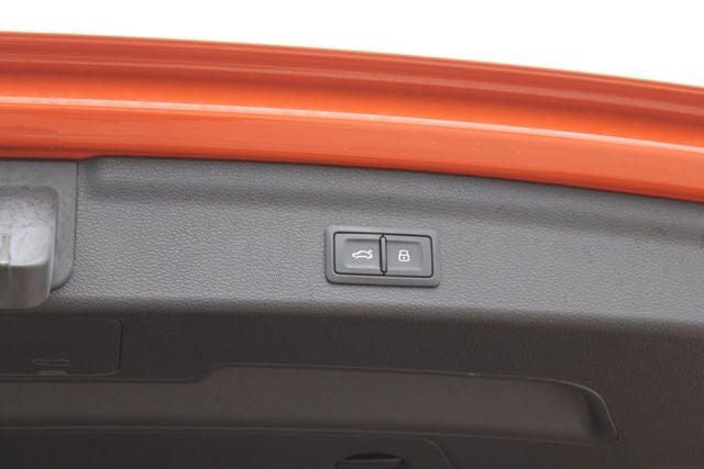 2019 Audi Q3 2.0T Premium Plus S line quattro