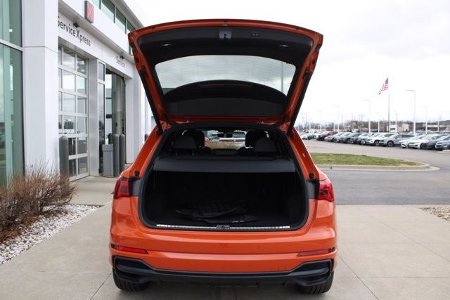 2019 Audi Q3 2.0T Premium Plus S line quattro