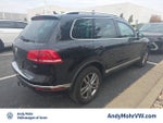 2016 Volkswagen Touareg VR6 FSI Lux
