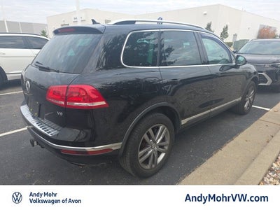 2016 Volkswagen Touareg VR6 FSI Lux