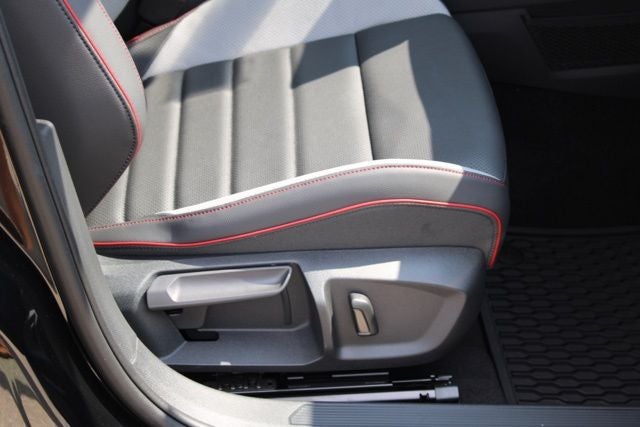 2025 Volkswagen Golf GTI 2.0T SE