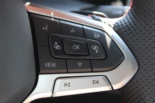 2025 Volkswagen Golf GTI 2.0T SE