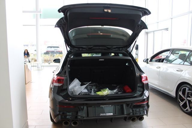 2026 Volkswagen Golf R 2.0T