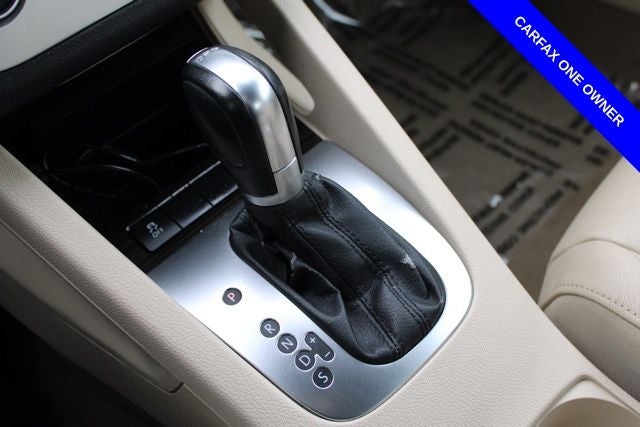 2015 Volkswagen Eos Executive Edition