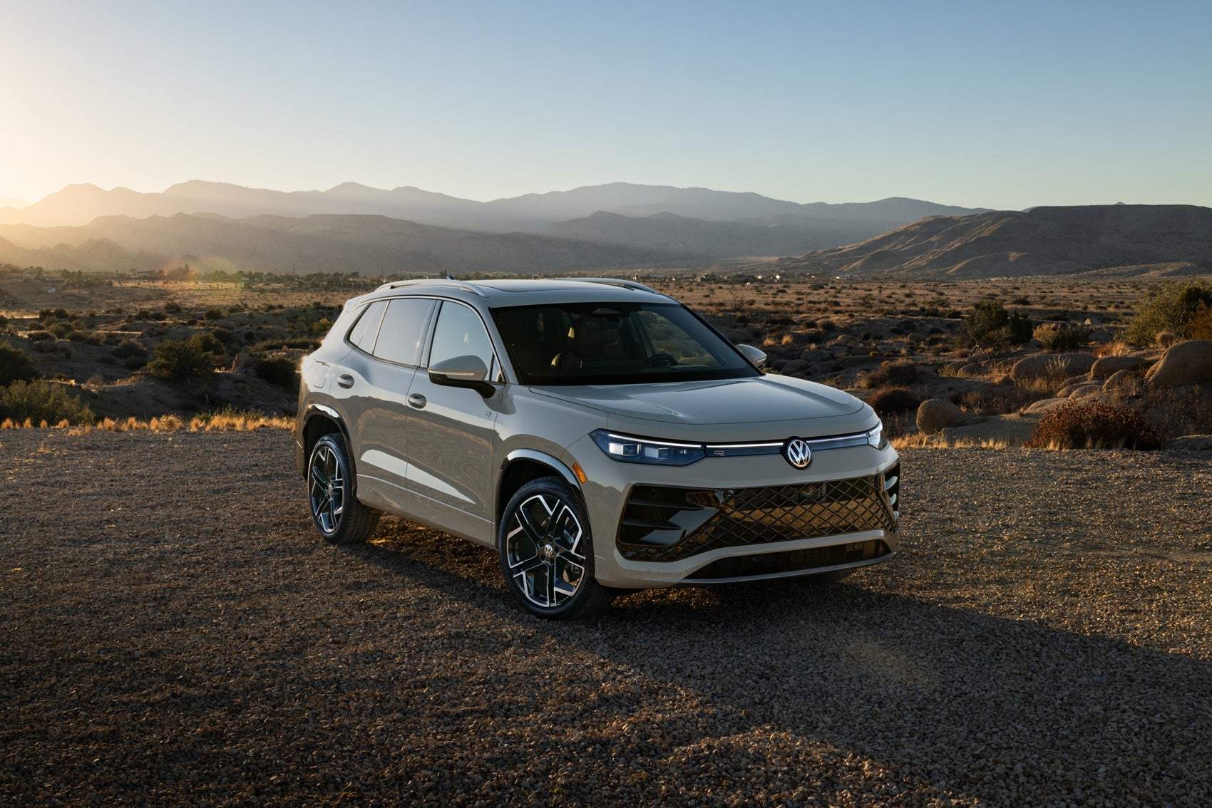 VW Tiguan R front exterior view with desert background